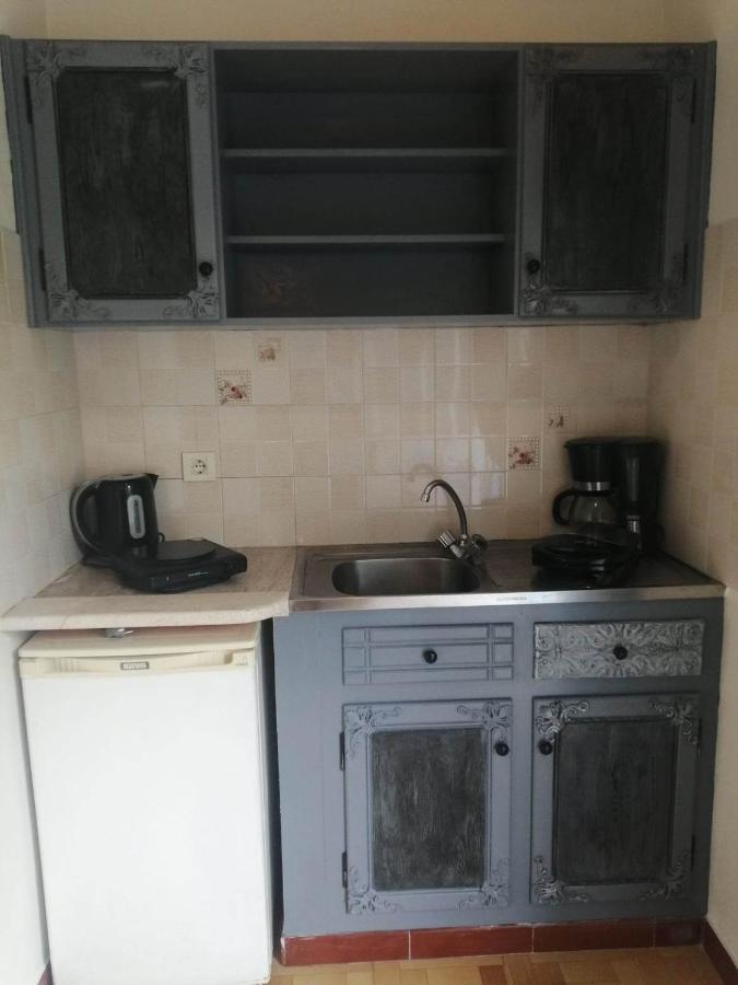 Dionisia Apartments 8 Кефалос Екстериор снимка